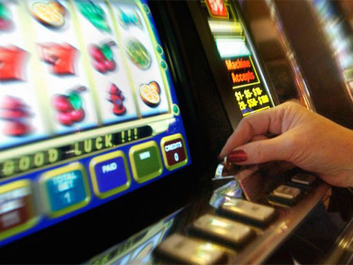 Variance in Slot Machines